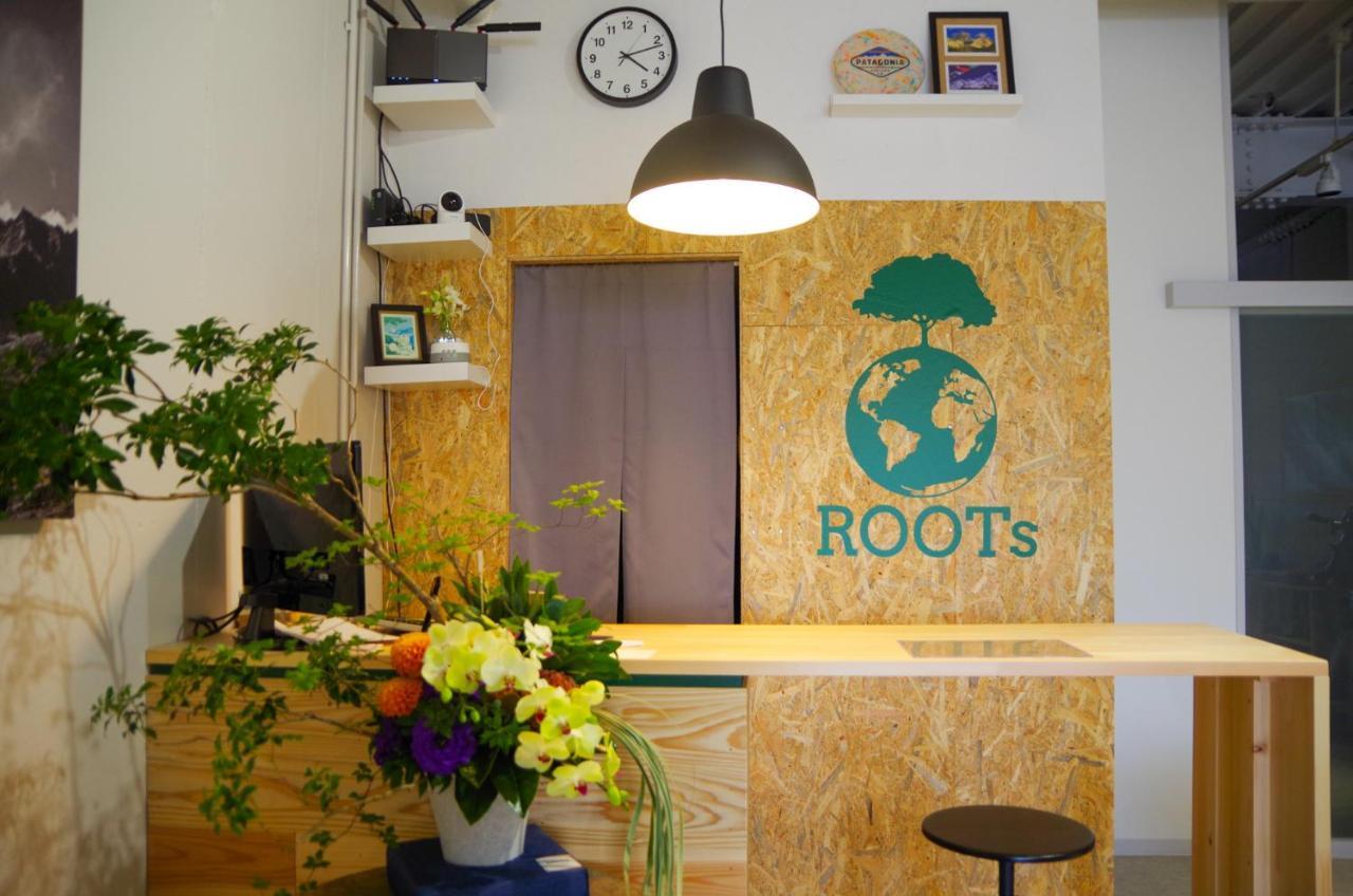 Travelers' House Roots Takaoka Exterior foto